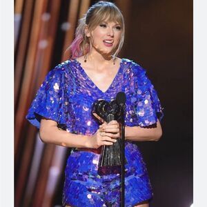 Taylor Swift Inspired Top 100% silk top